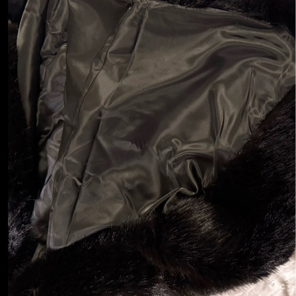 GAP Faux Fur Long Coat - Picture 12 of 13